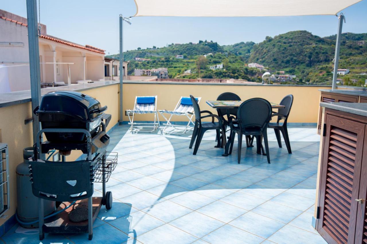Casa Zu Peppino Apartment Đảo Lipari Ngoại thất bức ảnh