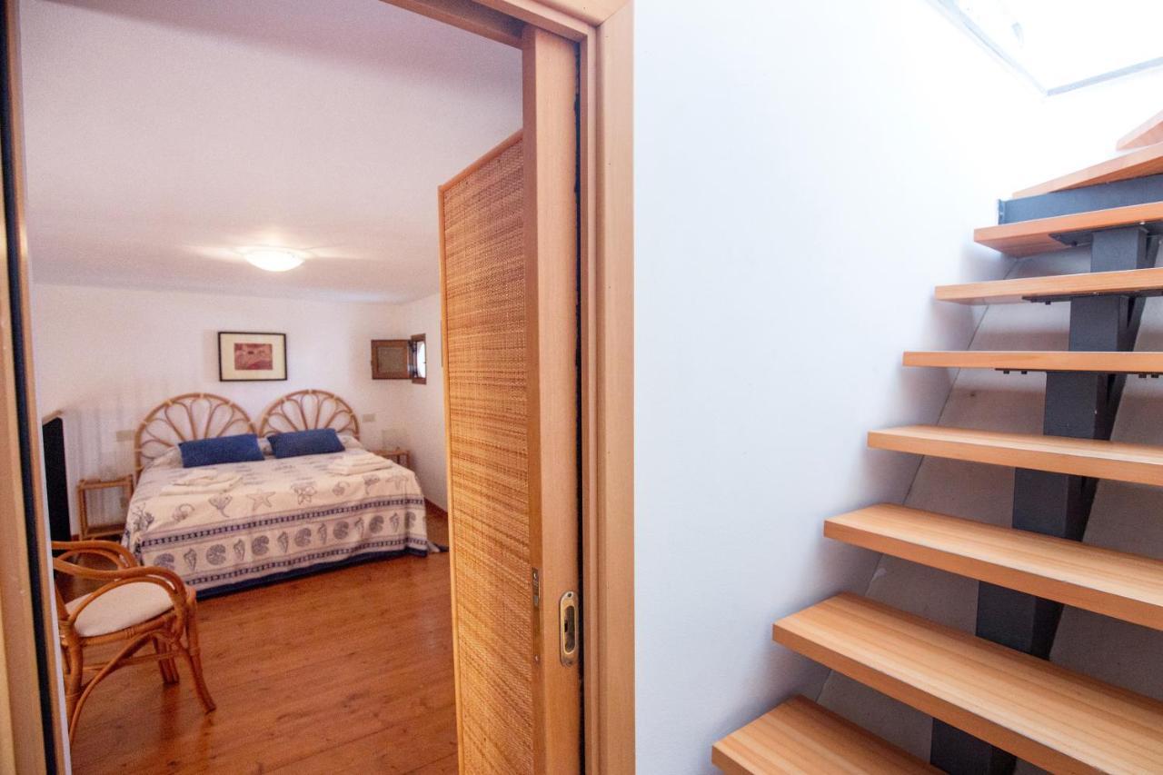 Casa Zu Peppino Apartment Đảo Lipari Ngoại thất bức ảnh