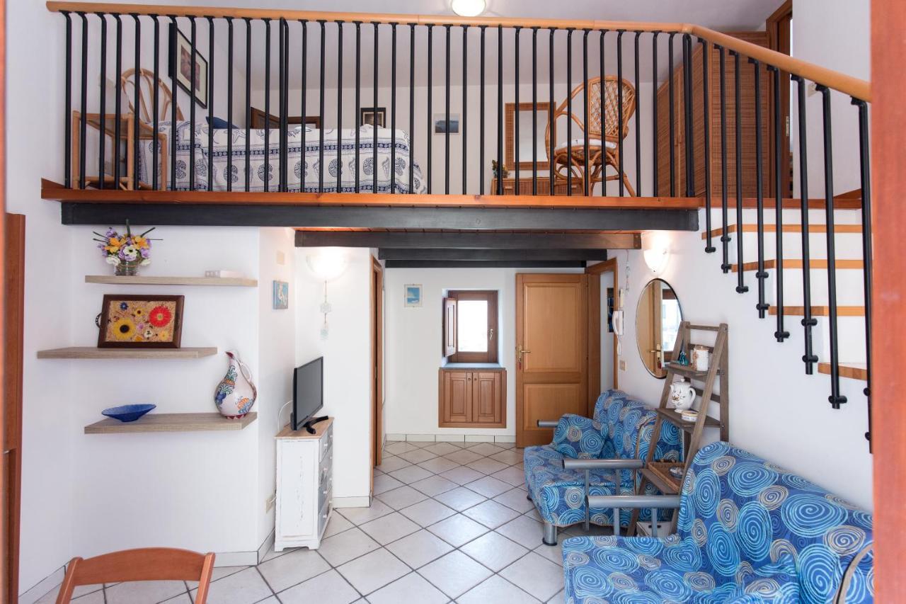 Casa Zu Peppino Apartment Đảo Lipari Ngoại thất bức ảnh