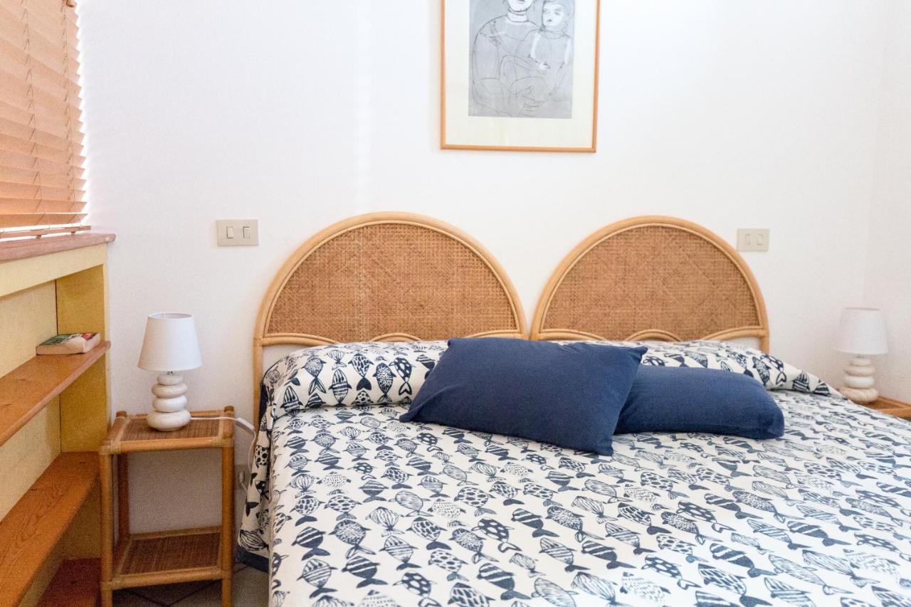 Casa Zu Peppino Apartment Đảo Lipari Ngoại thất bức ảnh