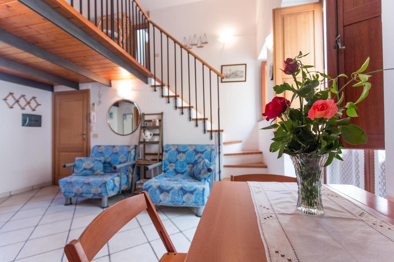 Casa Zu Peppino Apartment Đảo Lipari Ngoại thất bức ảnh