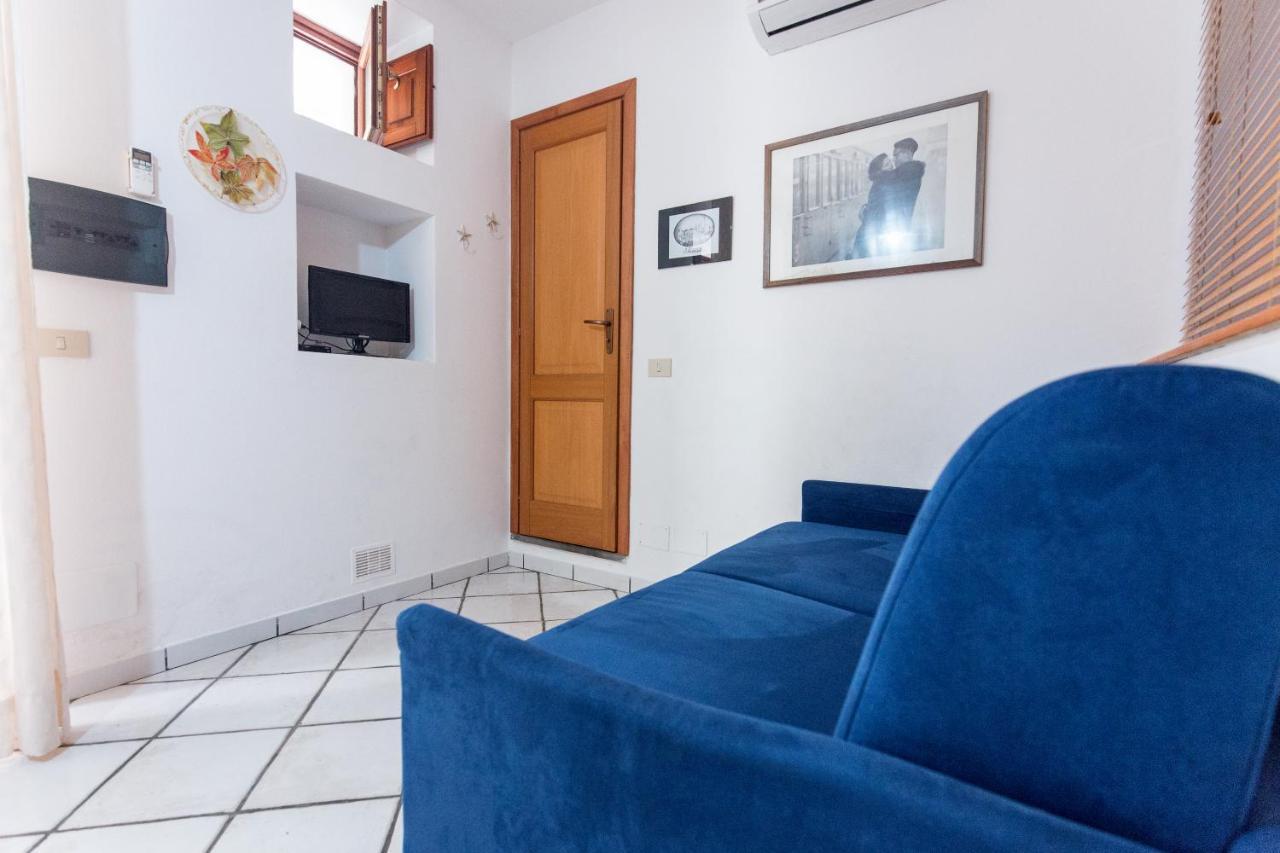 Casa Zu Peppino Apartment Đảo Lipari Ngoại thất bức ảnh