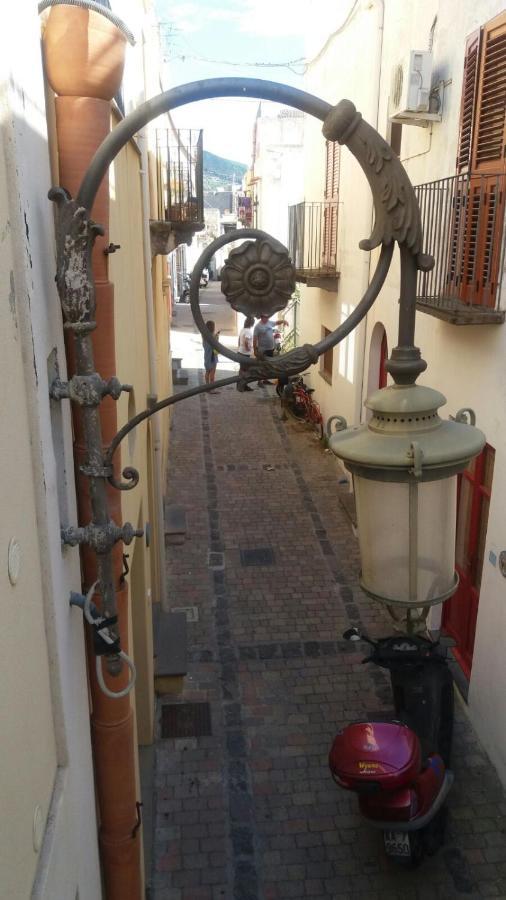 Casa Zu Peppino Apartment Đảo Lipari Ngoại thất bức ảnh