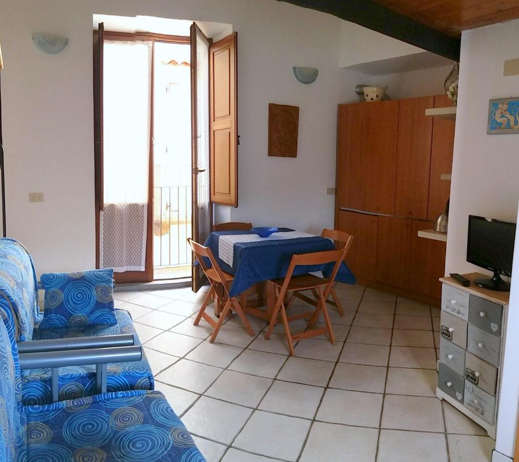 Casa Zu Peppino Apartment Đảo Lipari Ngoại thất bức ảnh
